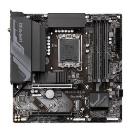 Gigabyte | B760M G X AX DDR4 1.0 M/B | Rodzina procesorów Intel | Gniazdo procesora LGA1700 | DDR4 DIMM | Gniazda pamięci 4 | Ob