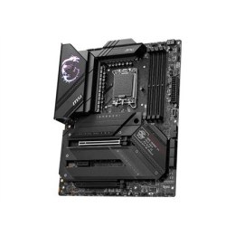 MSI | MPG Z790 CARBON WIFI | Rodzina procesorów Intel | Gniazdo procesora LGA1700 | DDR5 | Obsługiwane interfejsy dysków twardyc