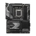 GIGABYTE X670 GAMING X AX V2 1.0 M/B